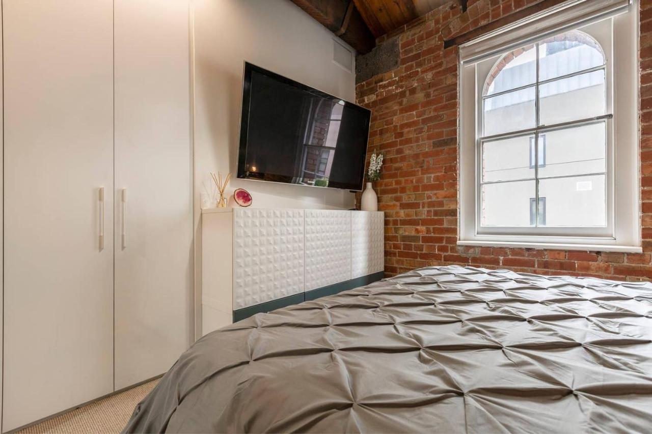 Ultra-chic Floor New York Style Loft * Melbourne
