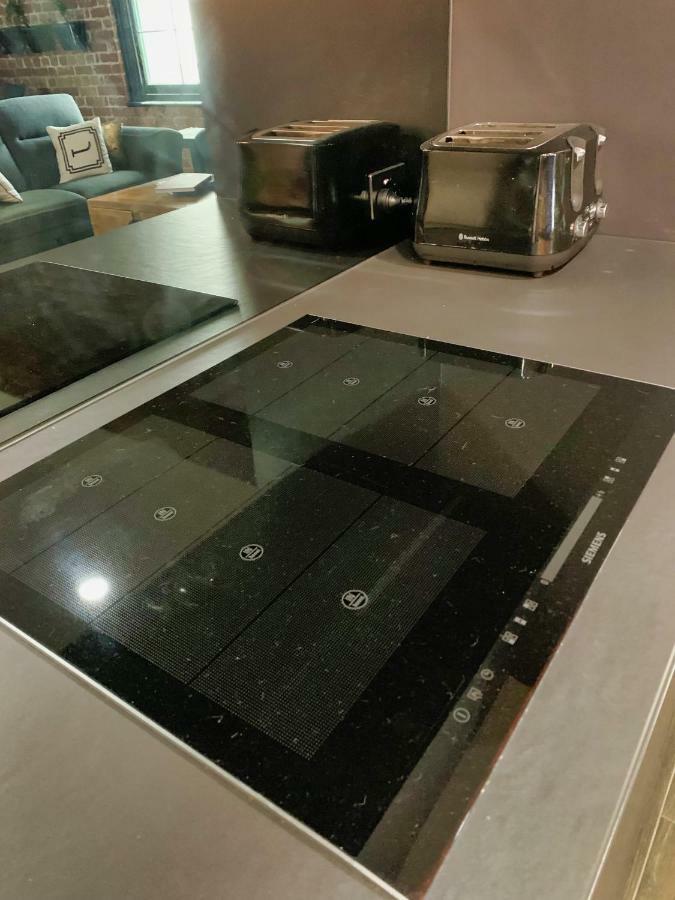 Ultra-chic Floor New York Style Loft *